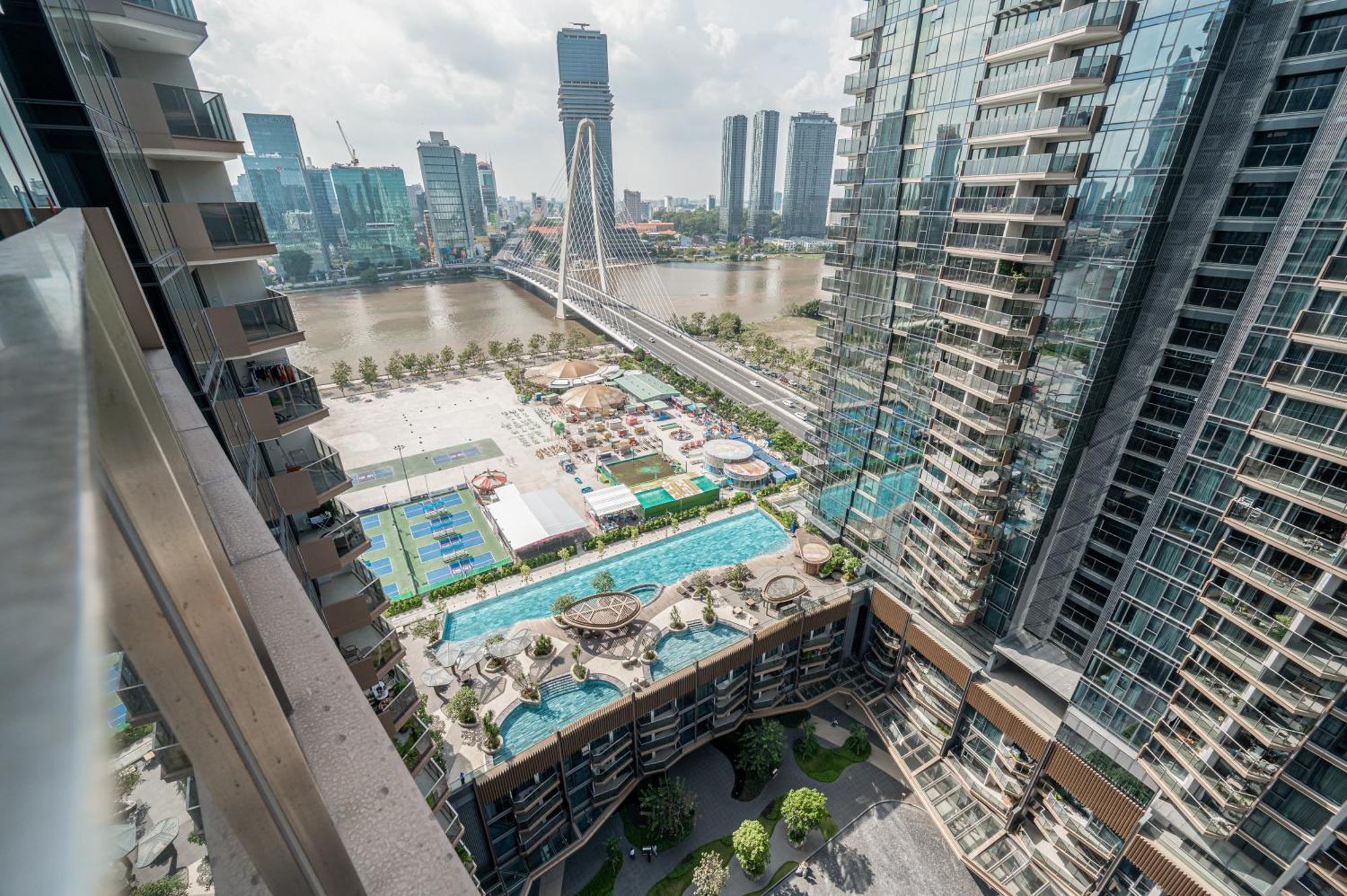 The Metropole Opera Residence By Kaystay مدينة هوشي منه الغرفة الصورة